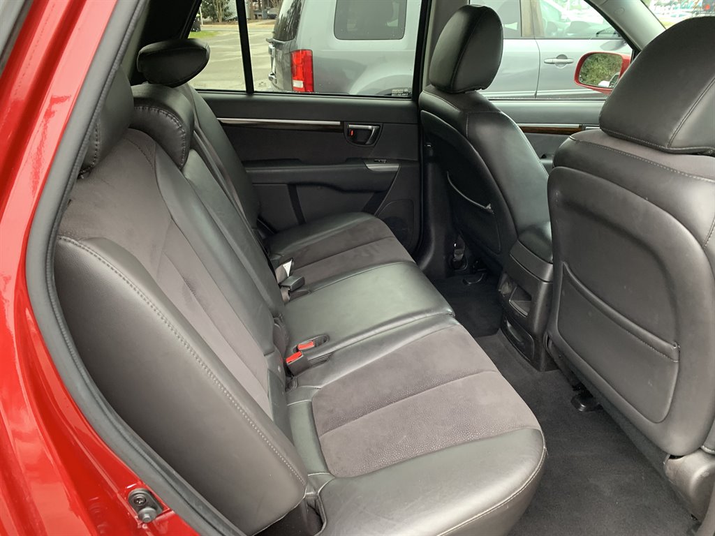 2012 Hyundai Santa Fe SE photo
