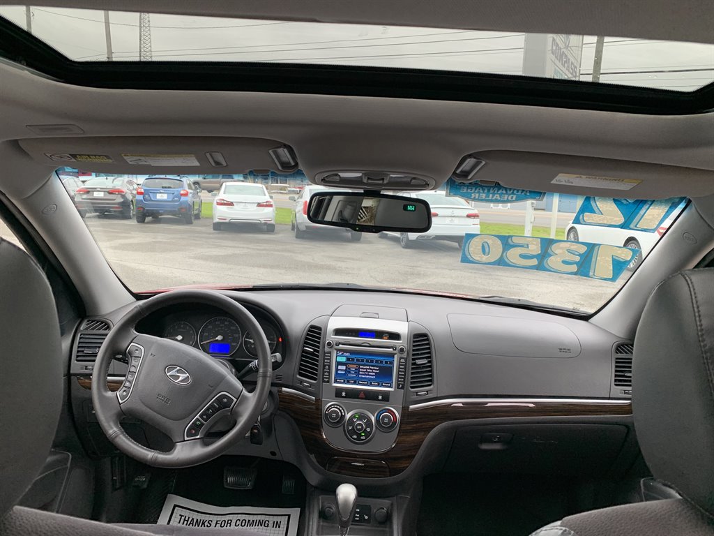 2012 Hyundai Santa Fe SE photo