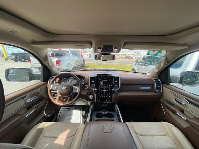 2020 RAM 1500 Laramie photo