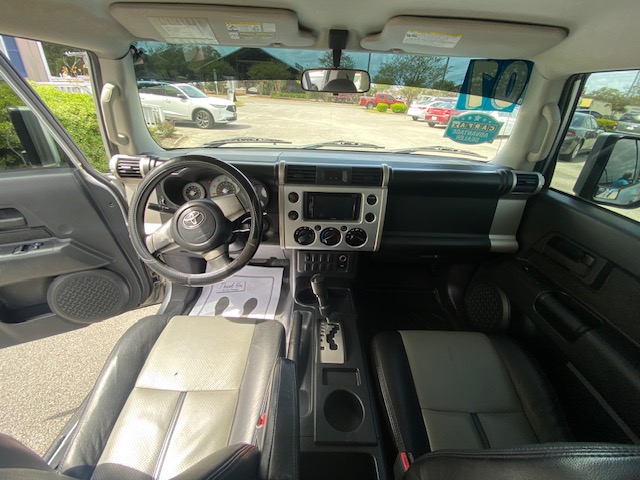 2007 Toyota FJ Cruiser photo