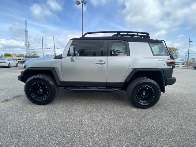 2007 Toyota FJ Cruiser photo