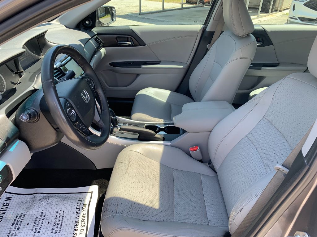 2013 Honda Accord EX-L V6 photo