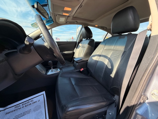 2012 Nissan Altima - $7,450