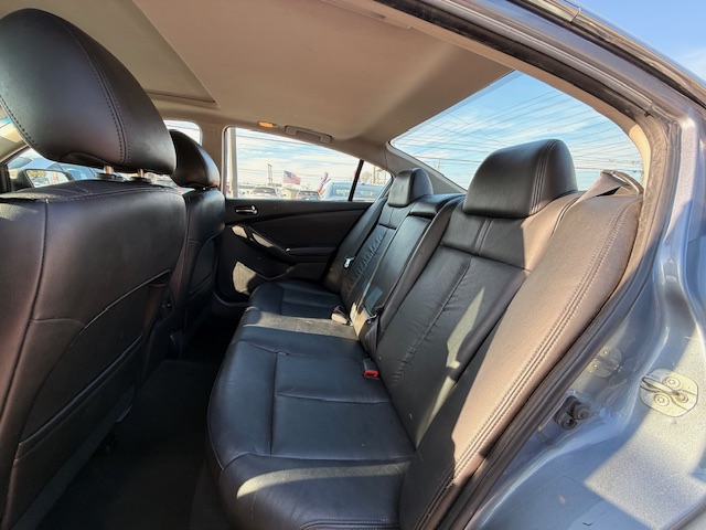 2012 Nissan Altima - $7,450