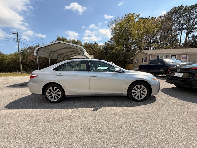2016 Toyota Camry - $21,950