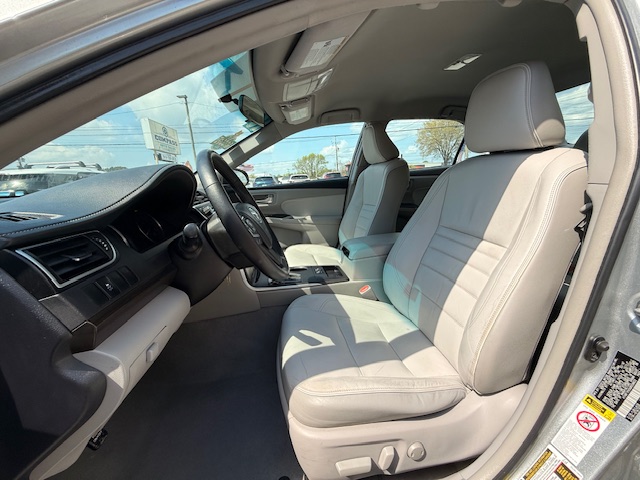 2016 Toyota Camry - $21,950