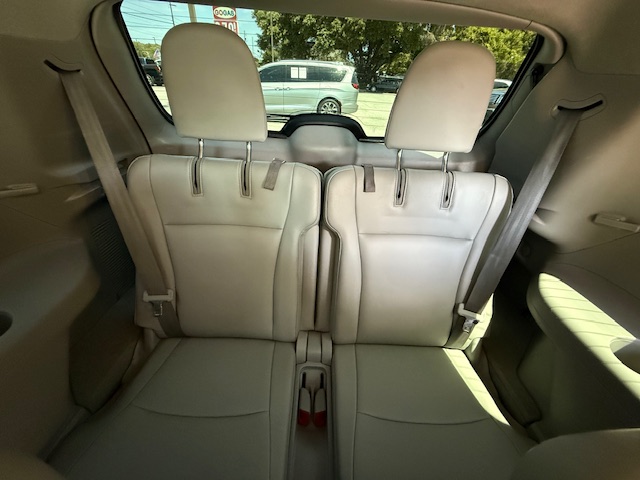 2012 Toyota Highlander - $13,950