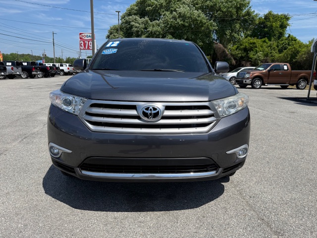2012 Toyota Highlander - $13,950