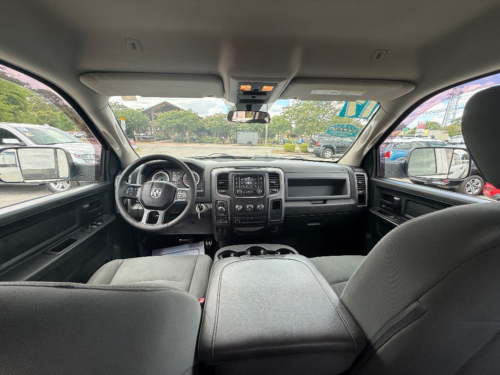 2017 Ram 1500 - $19,450