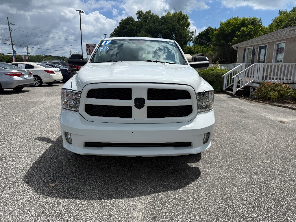 2017 Ram 1500 - $19,450