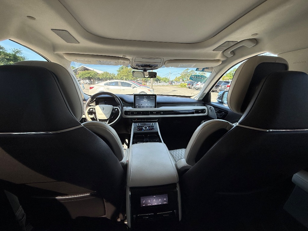 2021 Lincoln Aviator - $31,950
