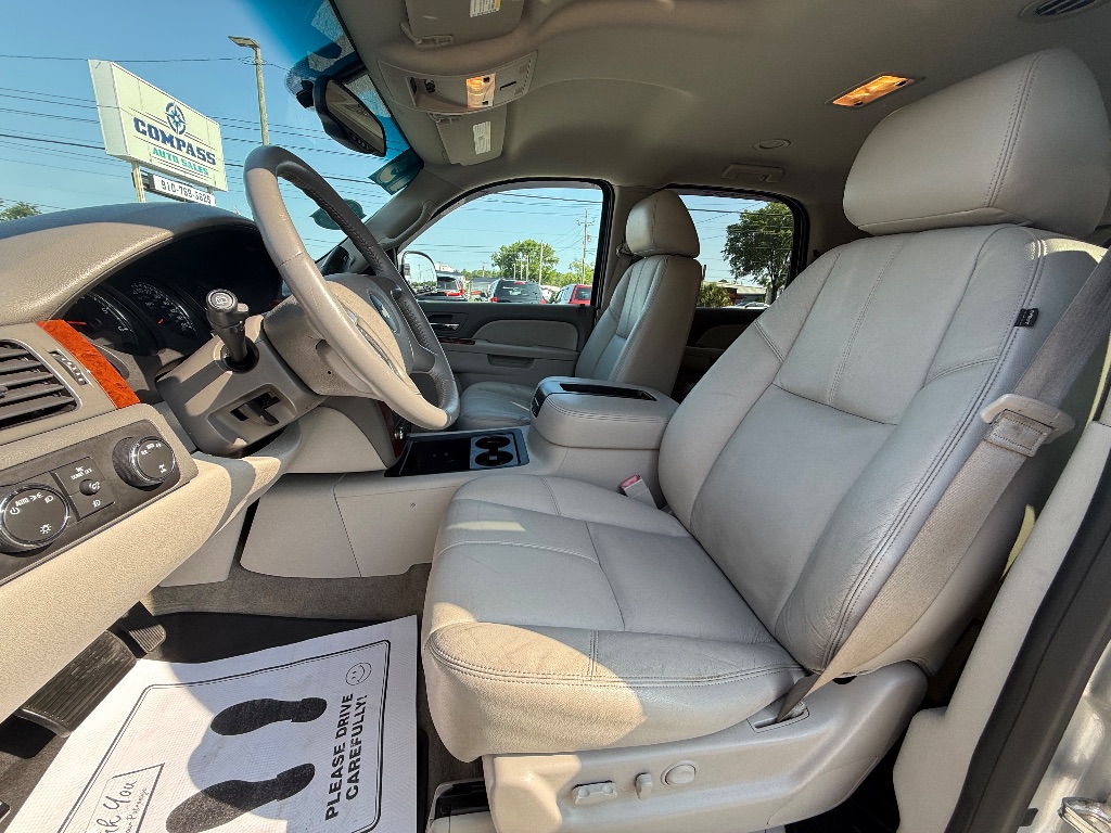 2013 Chevrolet Tahoe - $12,950