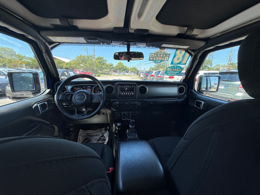 2018 Jeep Wrangler - $21,950