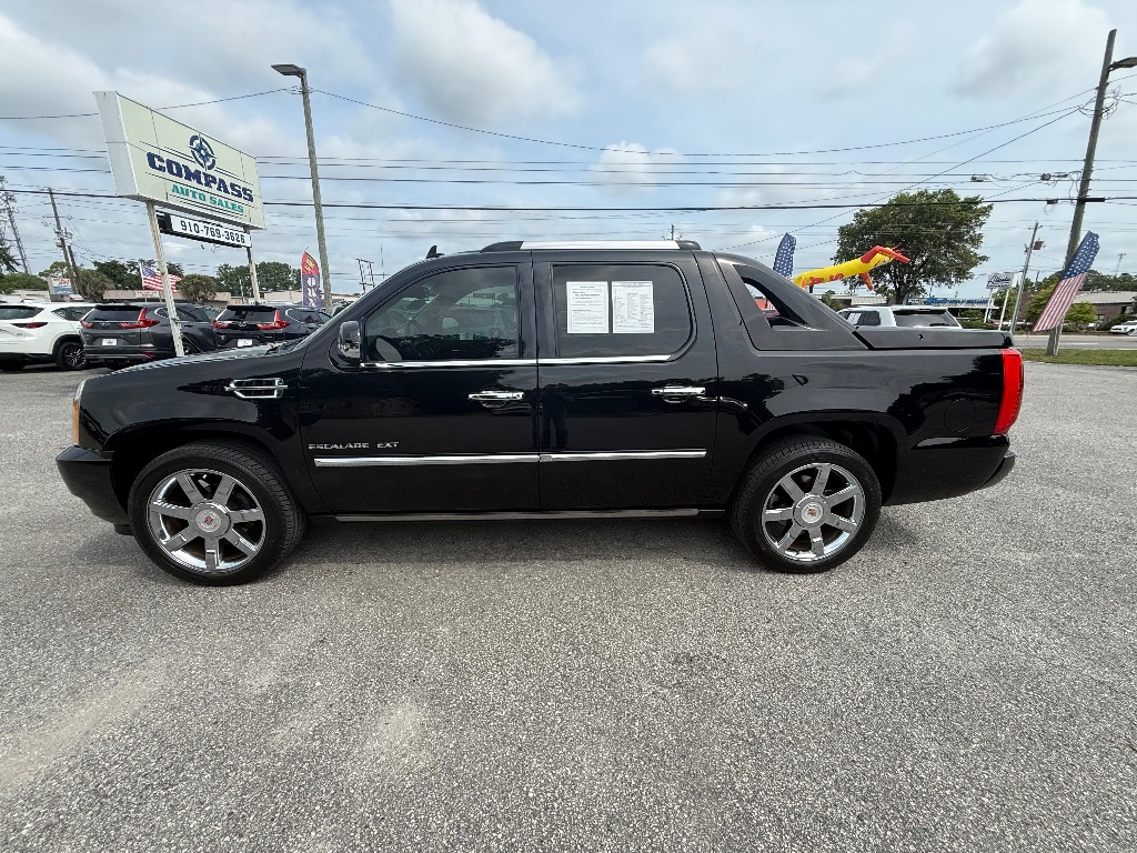 2013 Cadillac Escalade - $25,950