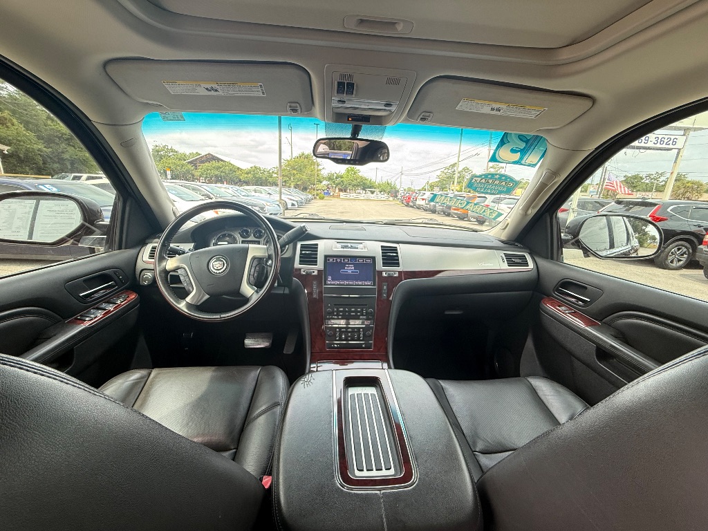 2013 Cadillac Escalade - $25,950
