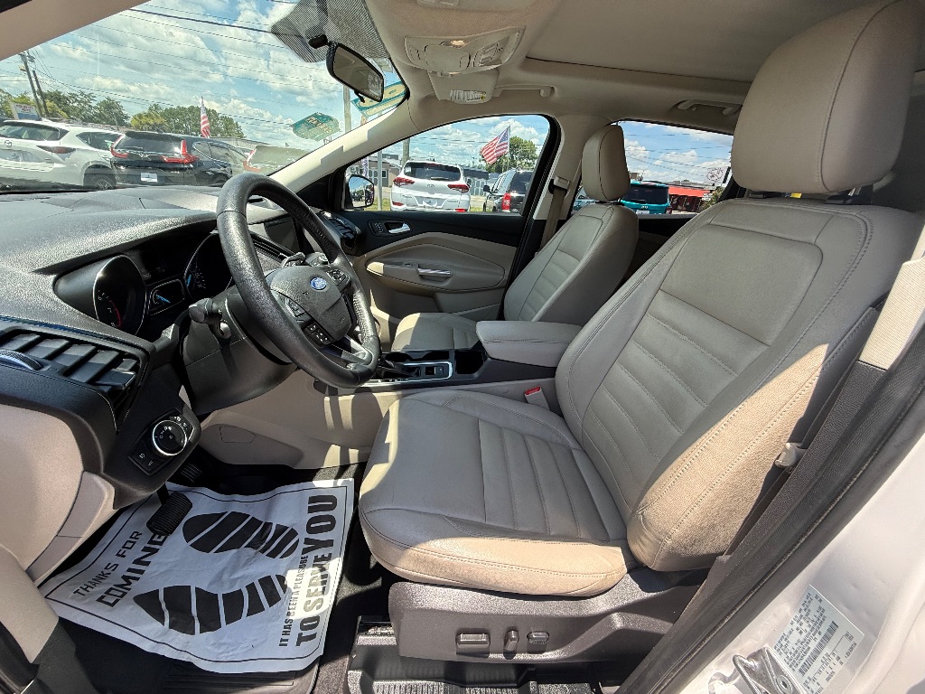 2018 Ford Escape - $14,250