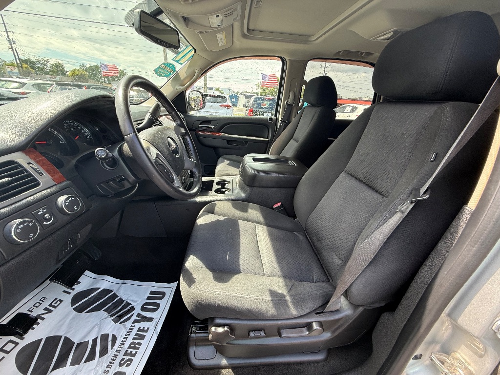 2011 GMC Yukon - $8,950