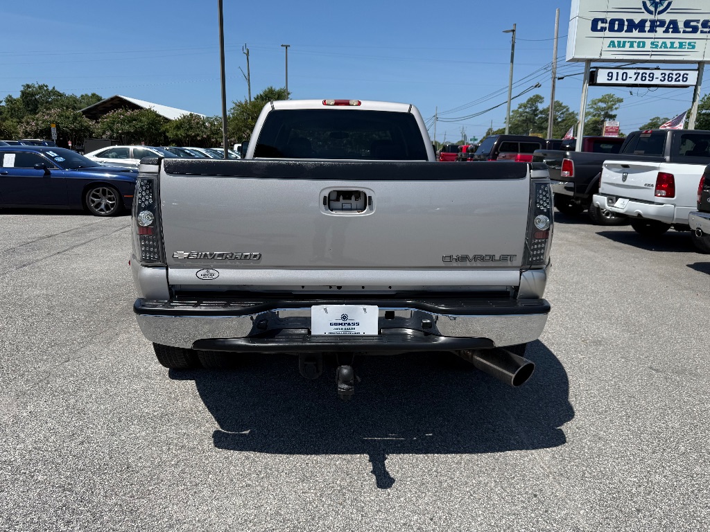 2005 Chevrolet Silverado 3500 - $20,450