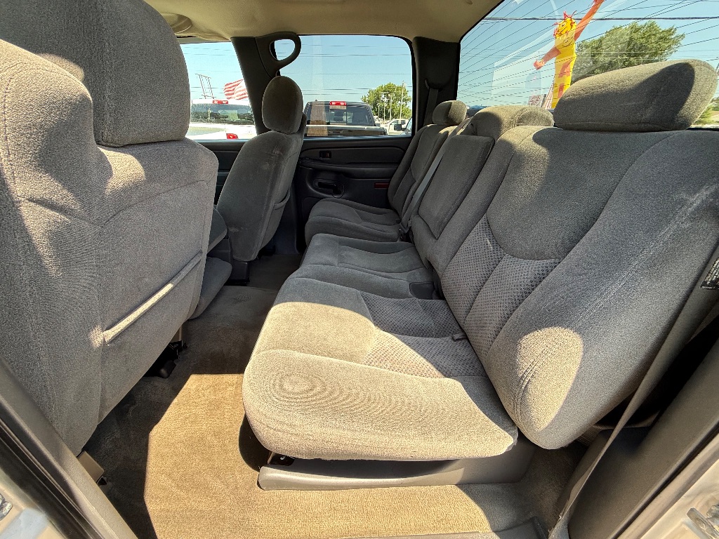2005 Chevrolet Silverado 3500 - $20,450