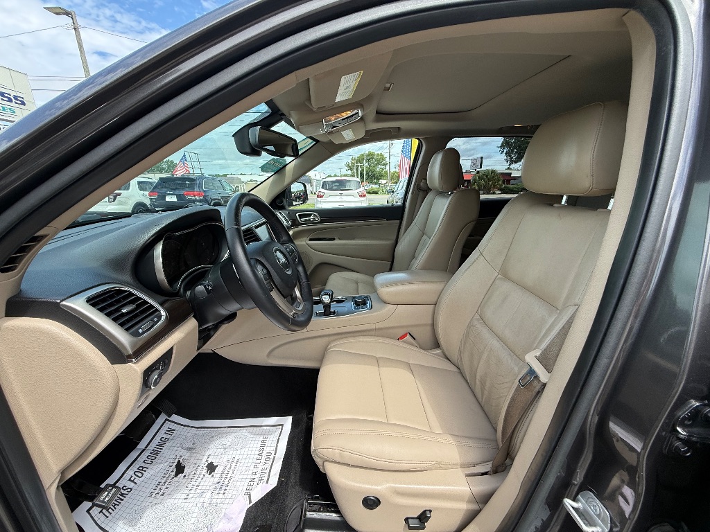 2014 Jeep Cherokee - $11,950