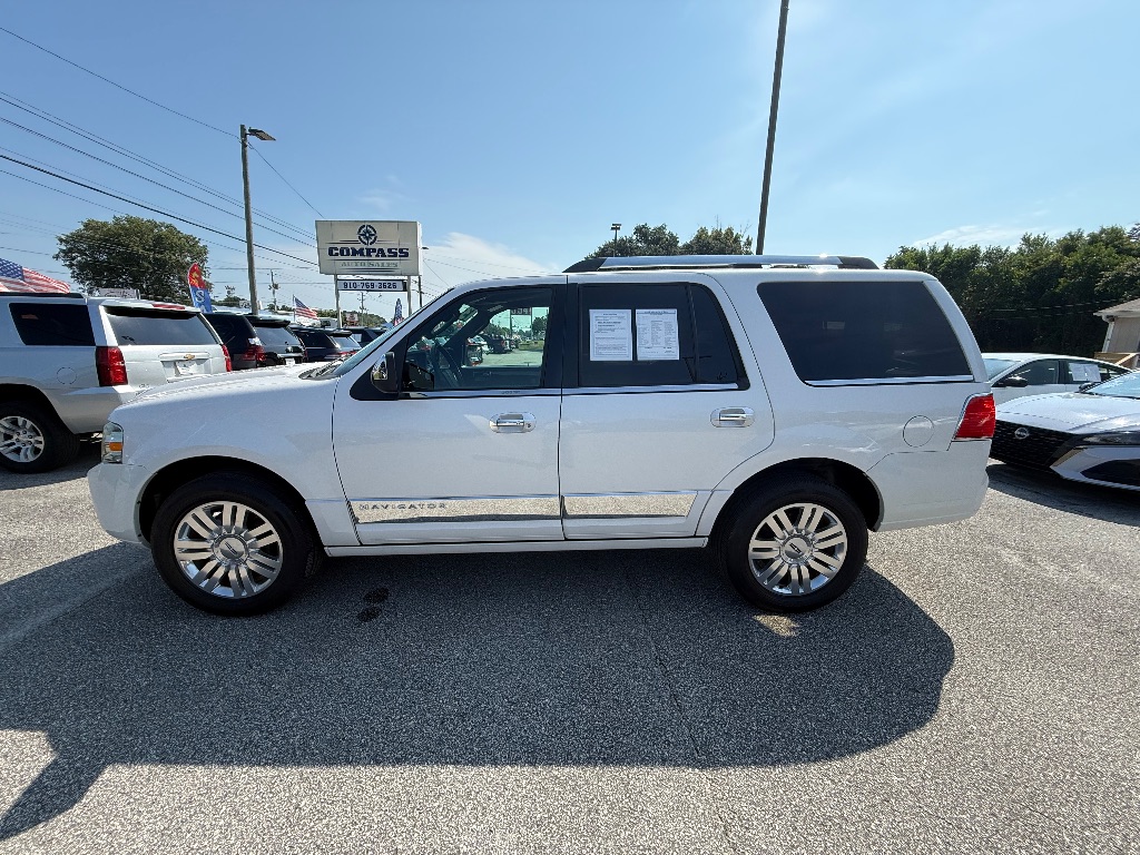 2013 Lincoln Navigator - $10,450