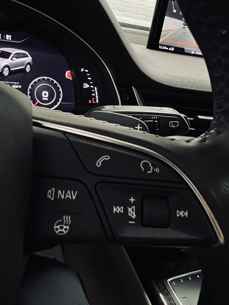 2018 Audi Q7 Prestige photo