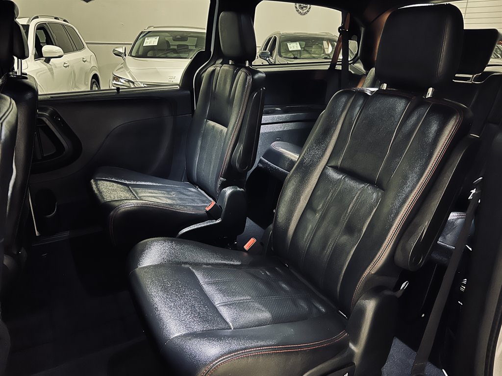 2019 Dodge Grand Caravan GT photo