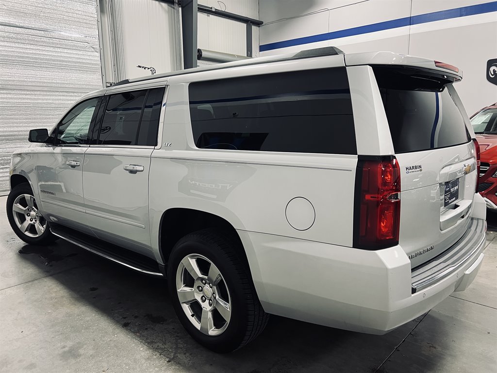 2016 Chevrolet Suburban 1500 LTZ photo