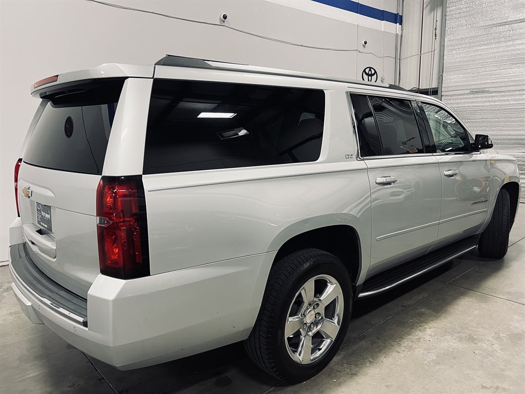 2016 Chevrolet Suburban 1500 LTZ photo