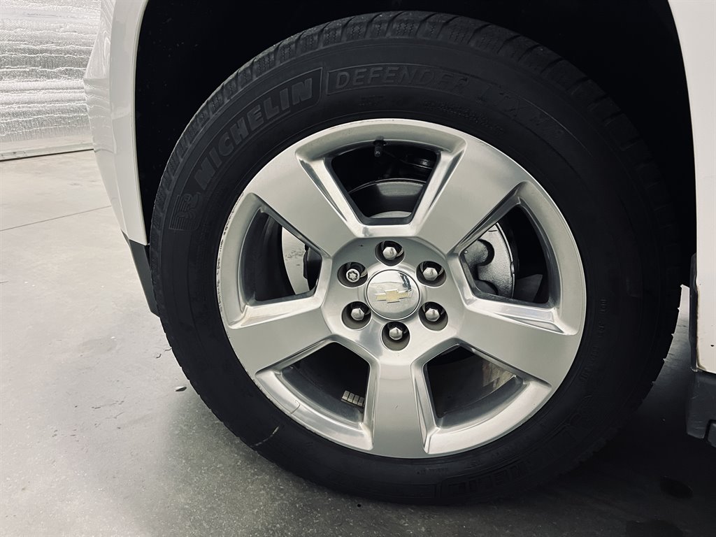 2018 Chevrolet Tahoe LT photo
