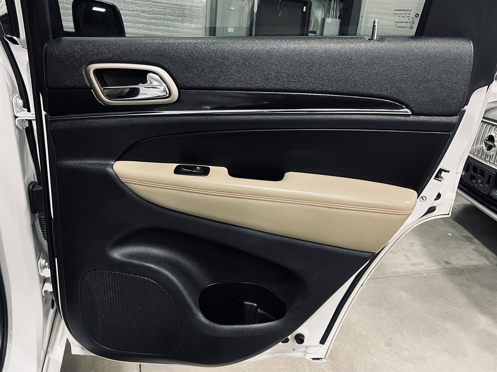 2017 Jeep Grand Cherokee Limited photo