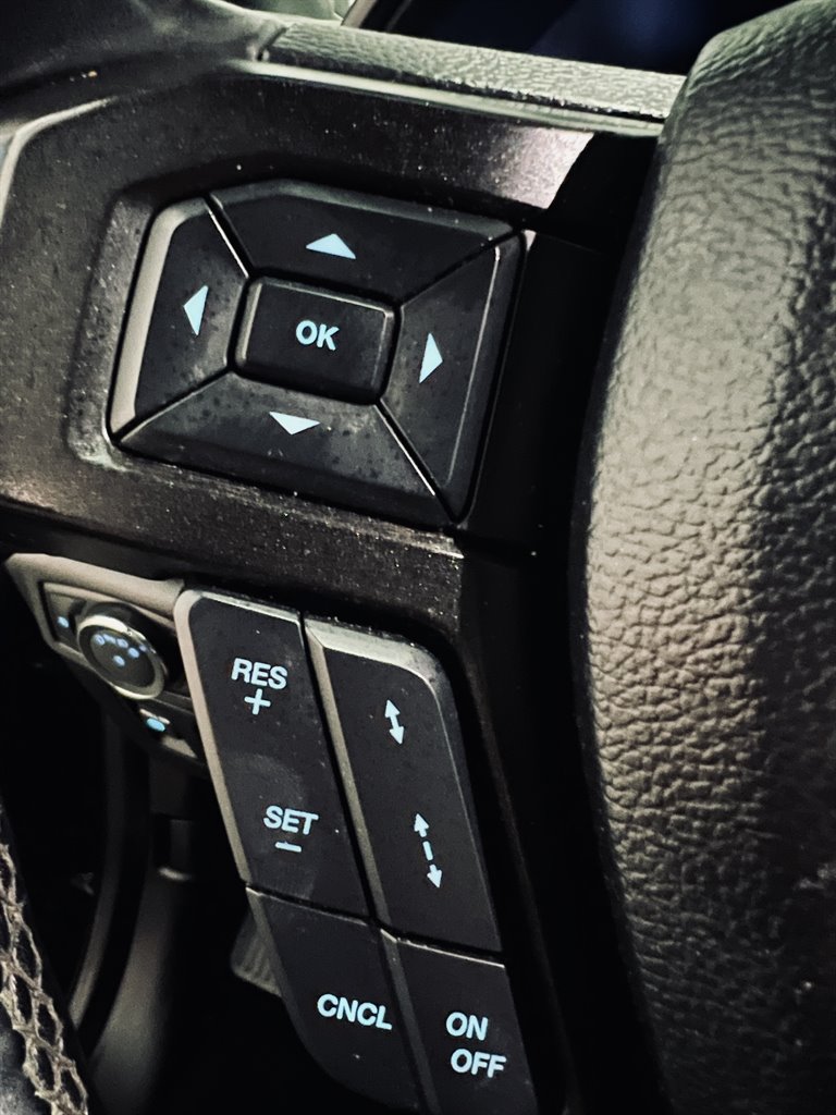 2020 Ford Expedition Max Limited photo