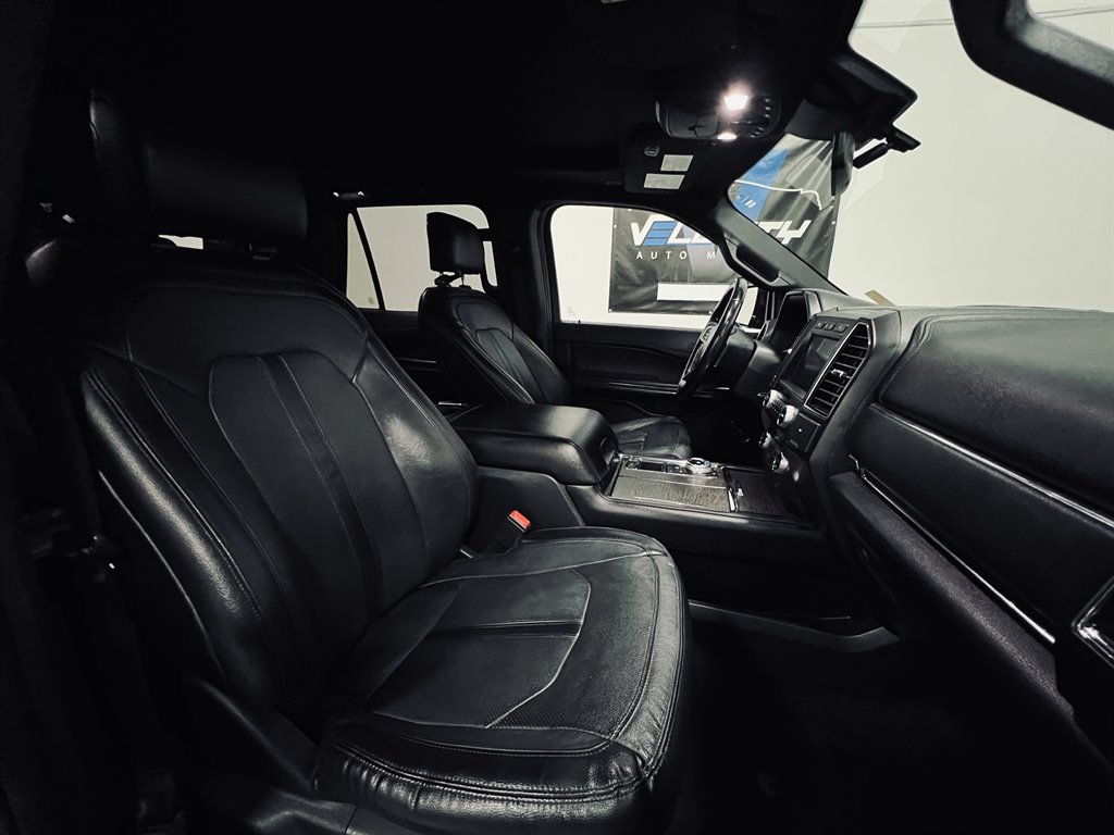 2020 Ford Expedition Max Limited photo