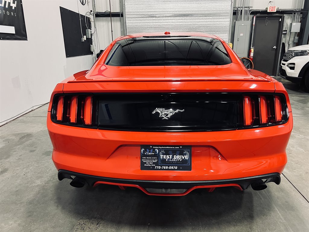 2016 Ford Mustang Eco photo