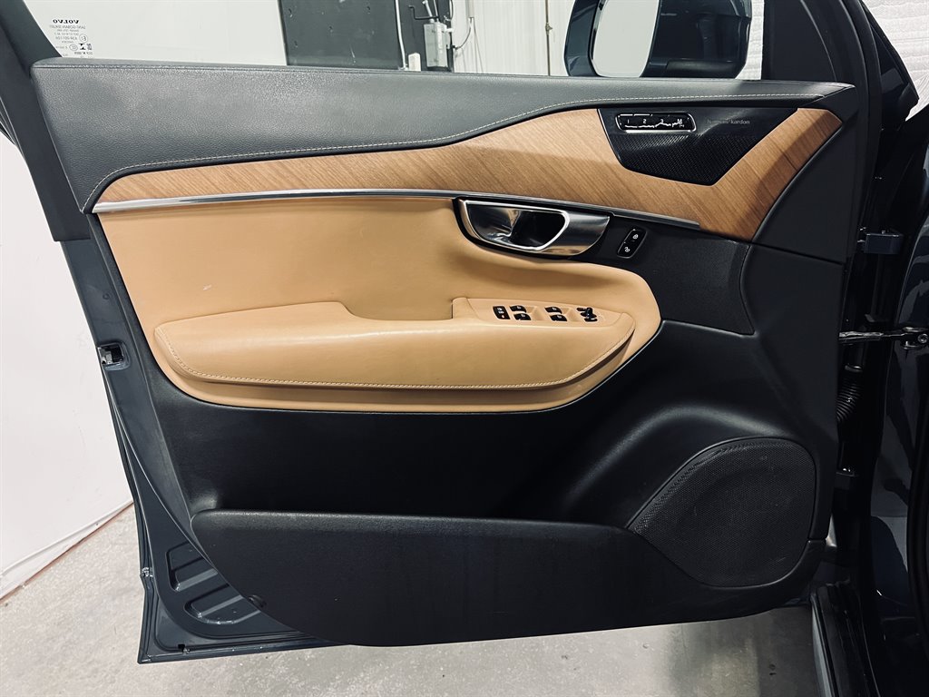 2019 Volvo XC90 T6 - Inscription photo