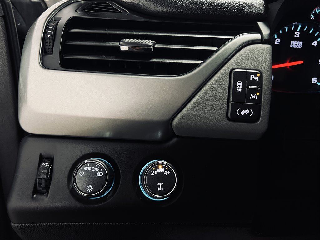 2019 Chevrolet Tahoe LT photo