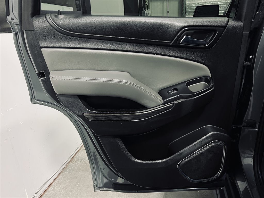 2019 Chevrolet Tahoe LT photo