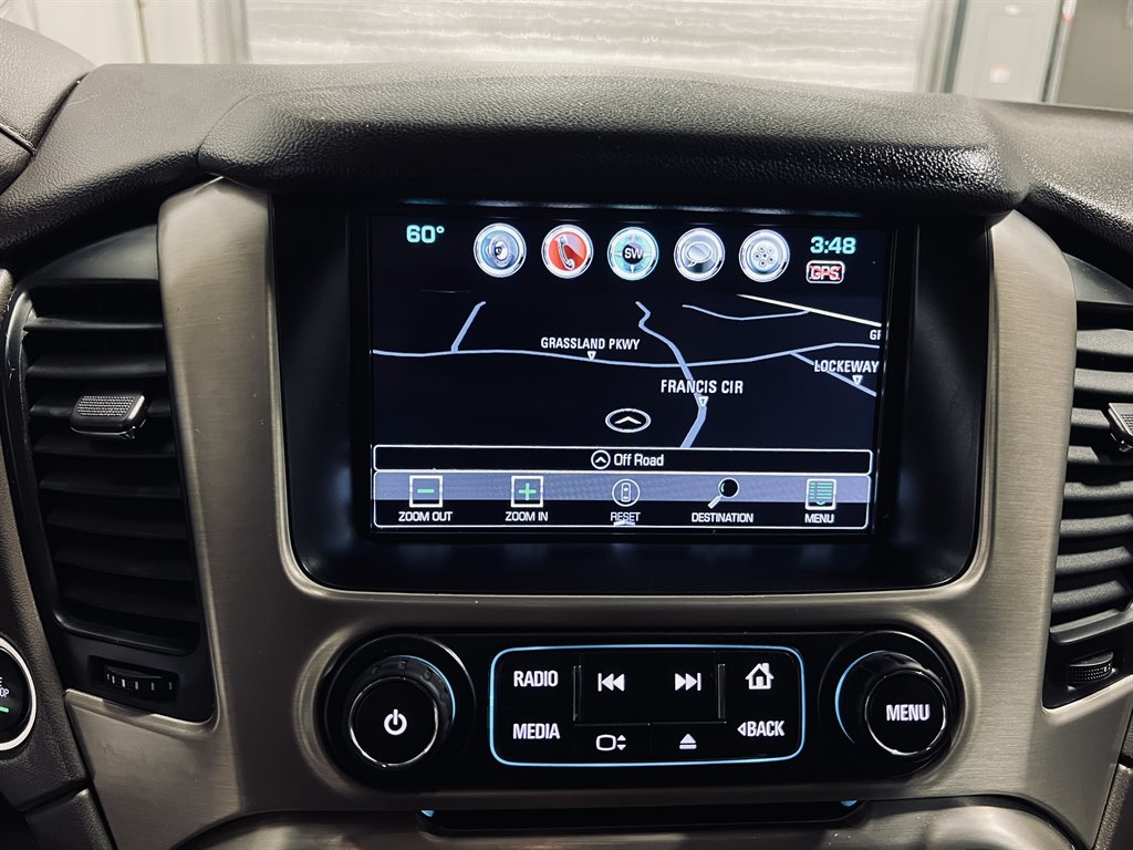 2017 GMC Yukon XL 1500 Denali photo