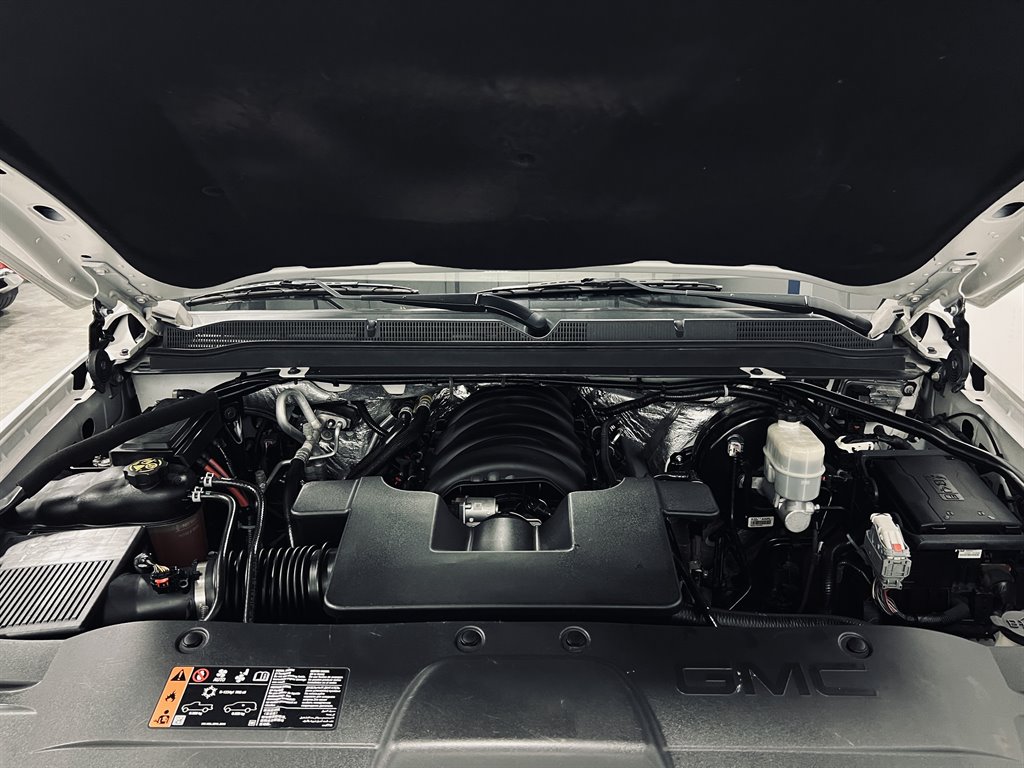 2017 GMC Yukon XL 1500 Denali photo