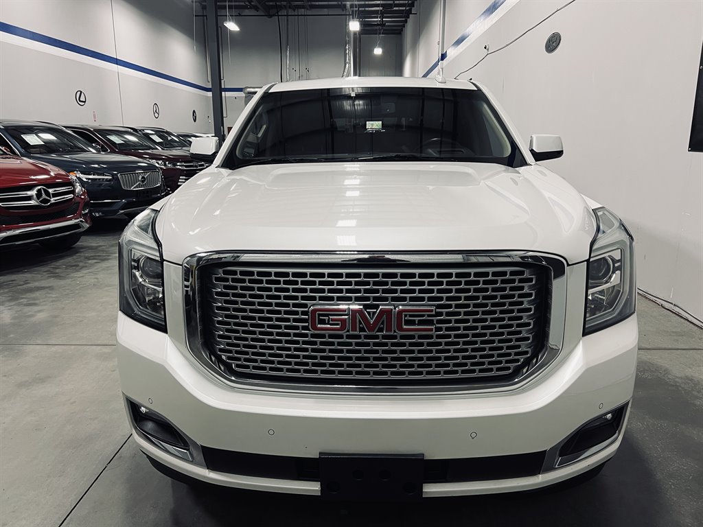 2017 GMC Yukon XL 1500 Denali photo