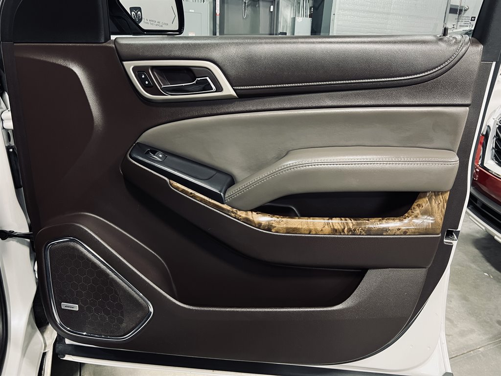 2017 GMC Yukon XL 1500 Denali photo