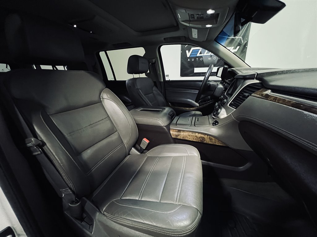 2017 GMC Yukon XL 1500 Denali photo