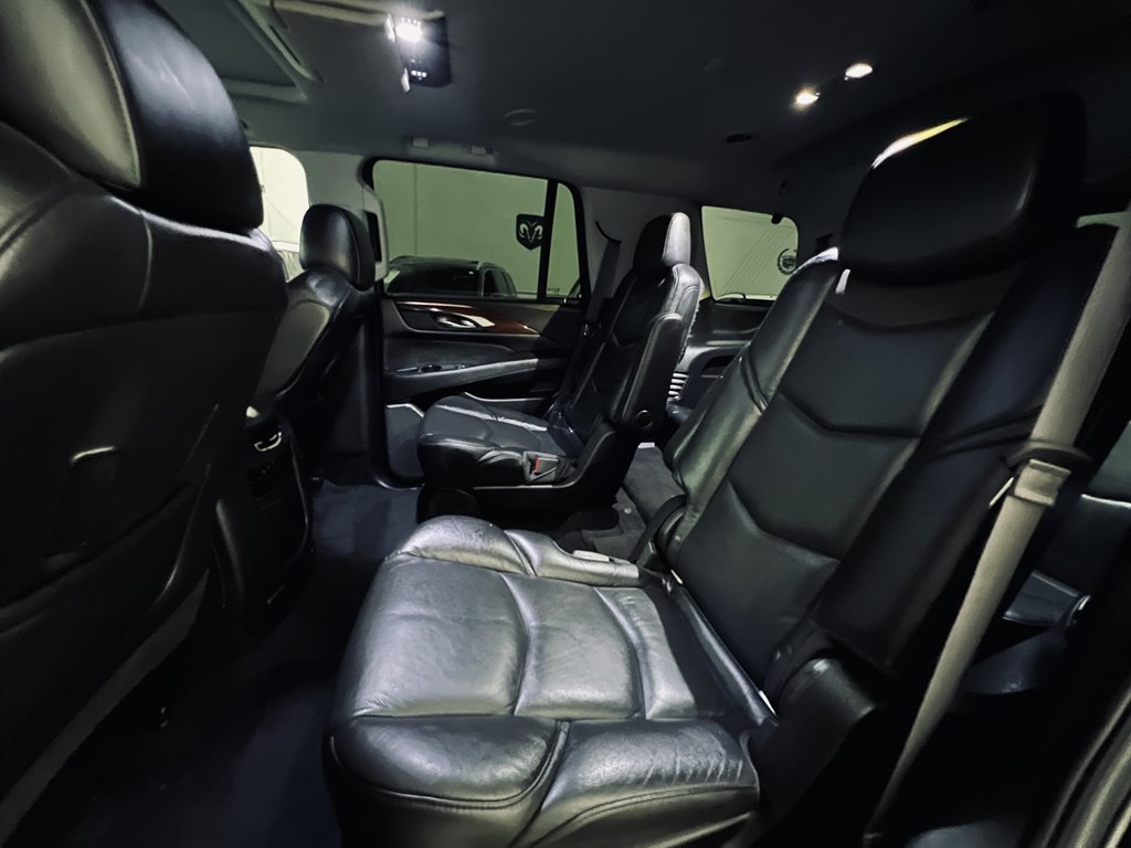 2017 Cadillac Escalade Premium photo