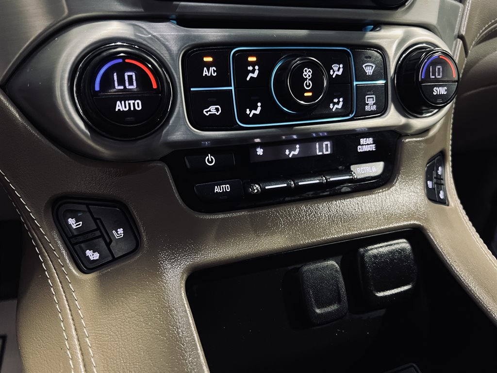 2018 GMC Yukon XL 1500 SLT photo
