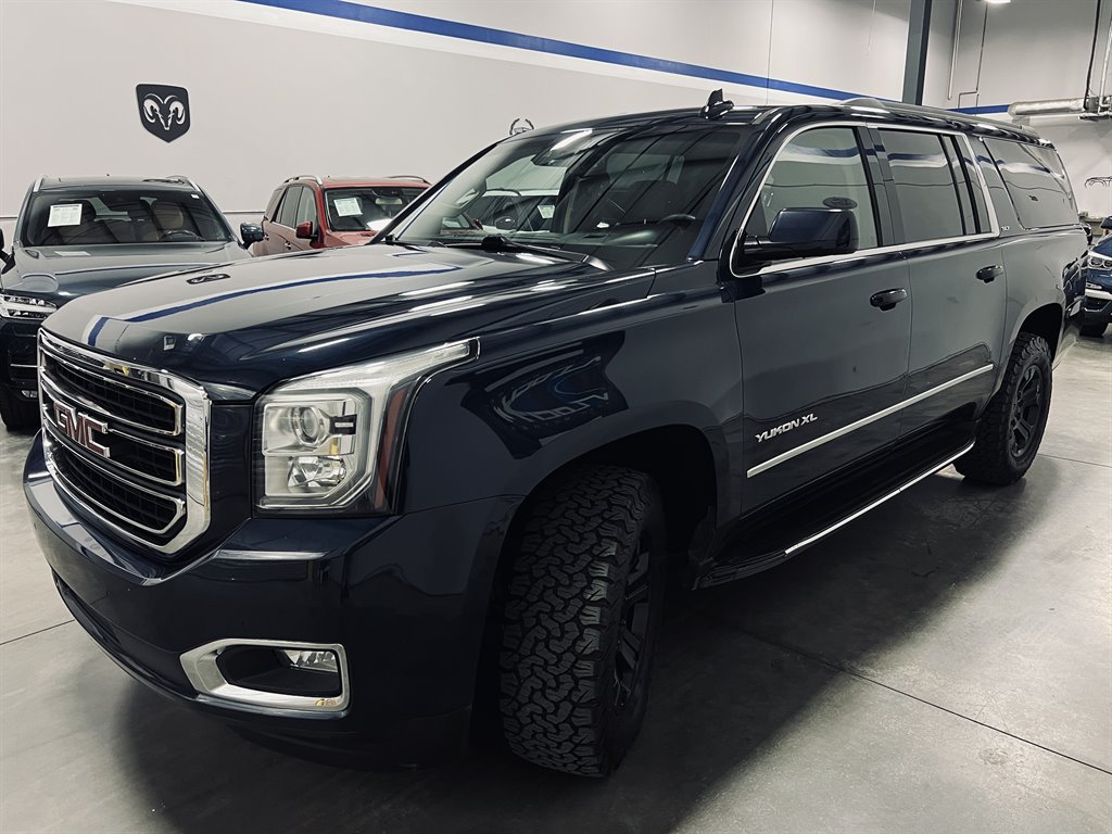 2018 GMC Yukon XL 1500 SLT photo