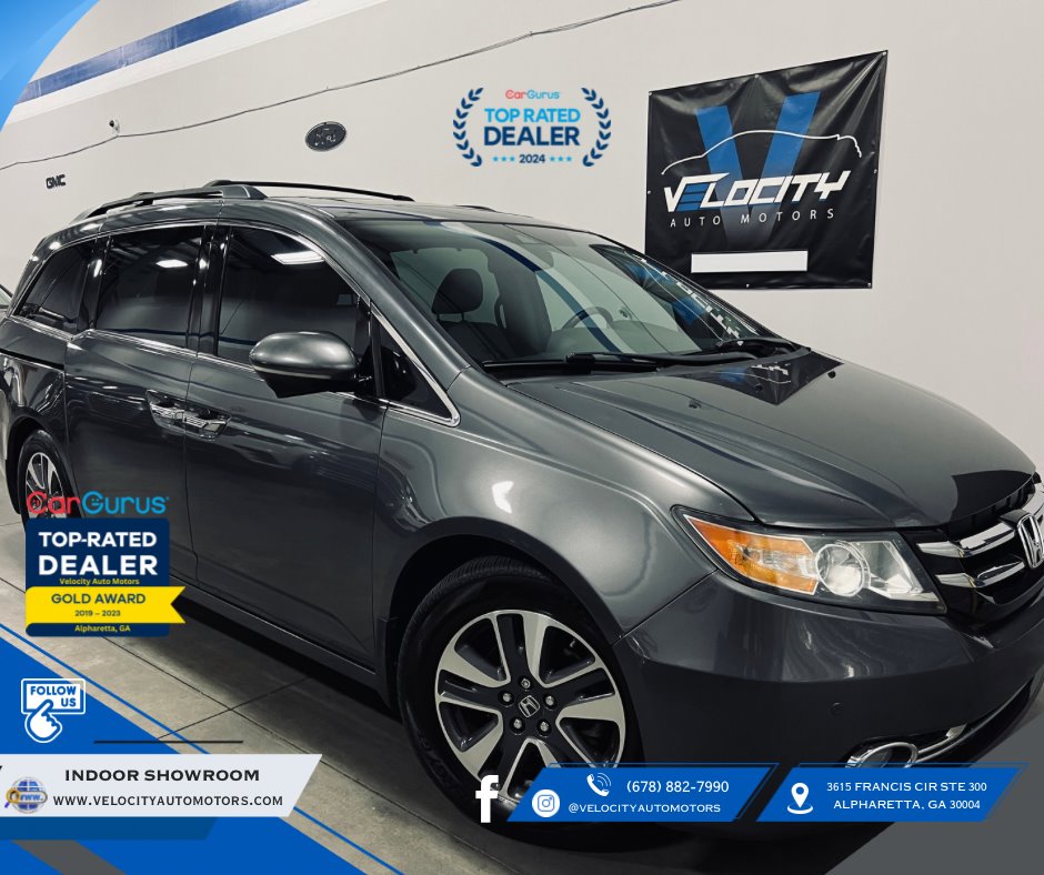 2016 Honda Odyssey Touring photo
