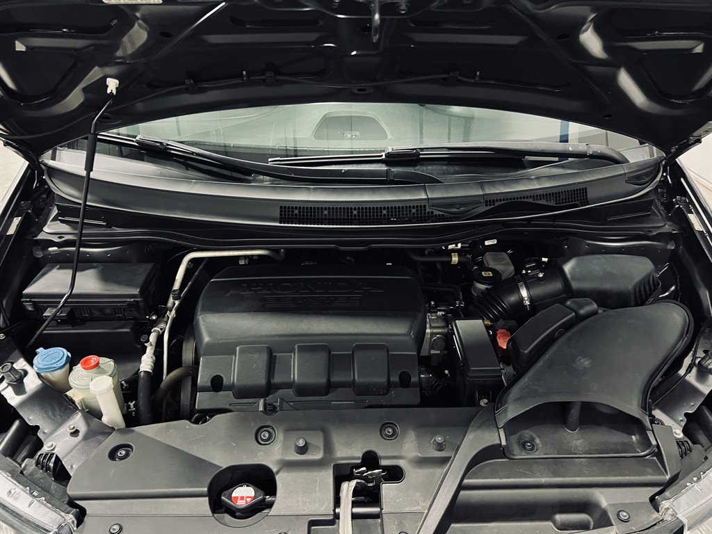 2016 Honda Odyssey Touring photo