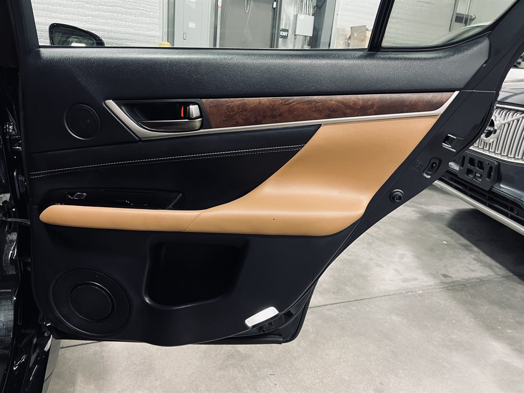 2016 Lexus GS 350 photo