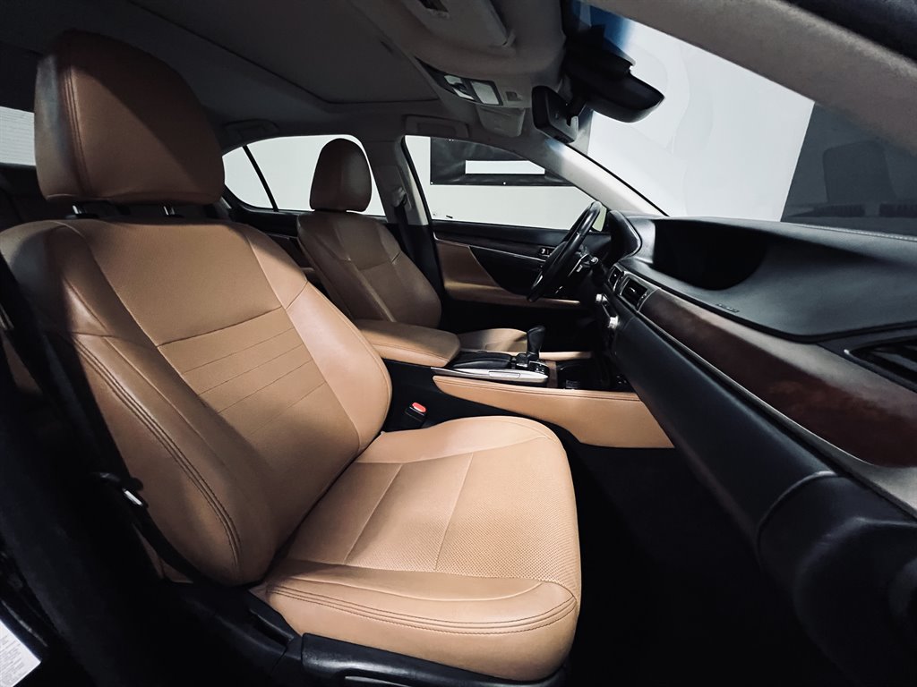 2016 Lexus GS 350 photo