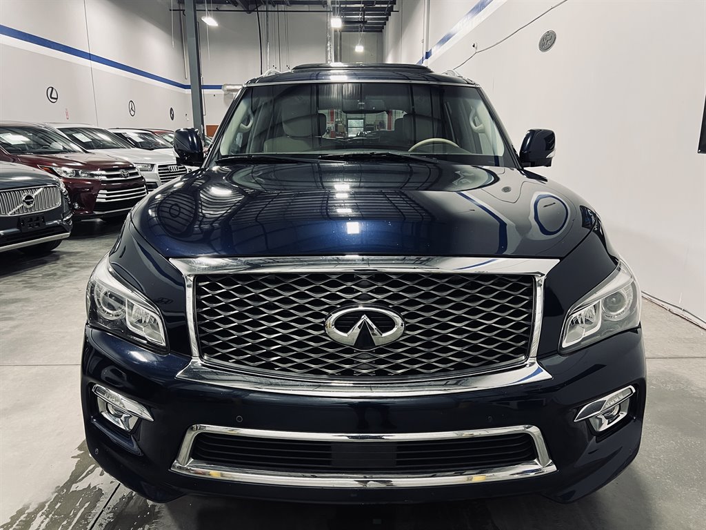 2016 Infiniti QX80 photo